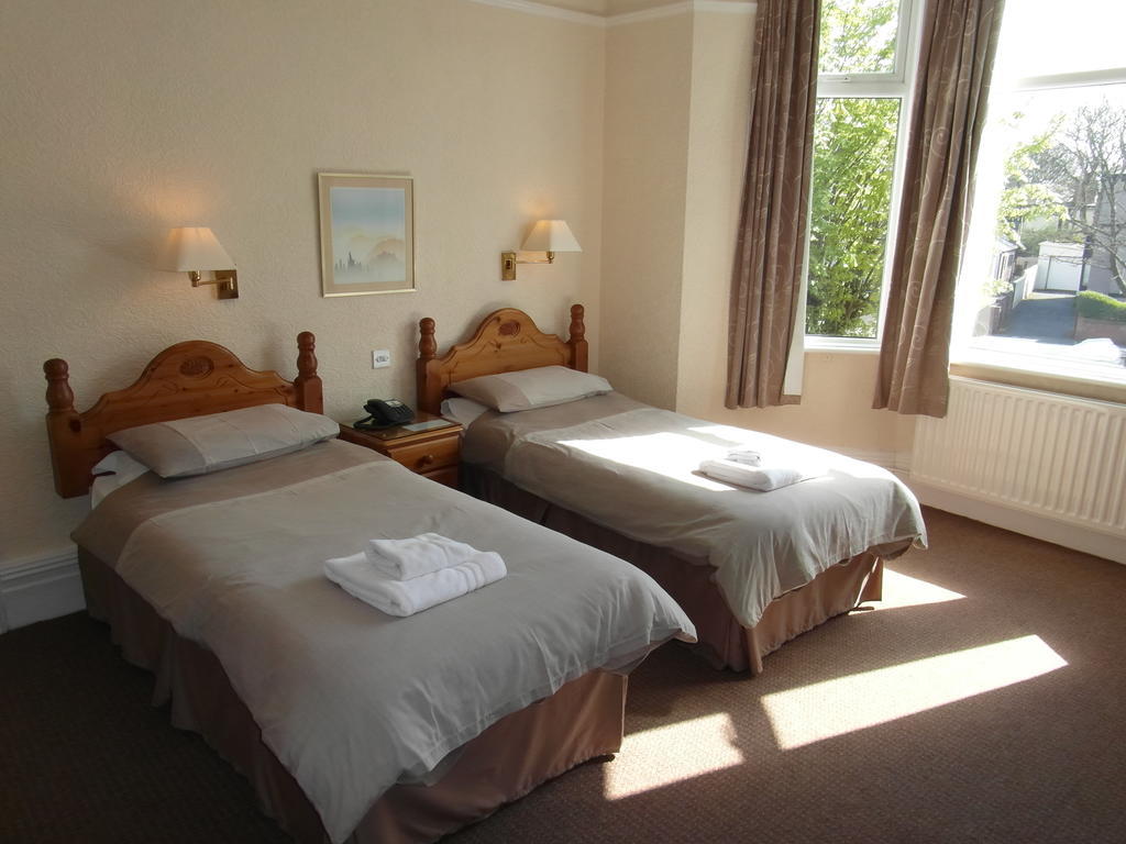 Lisdoonie Hotel Барроу-ин-Фернесс Экстерьер фото